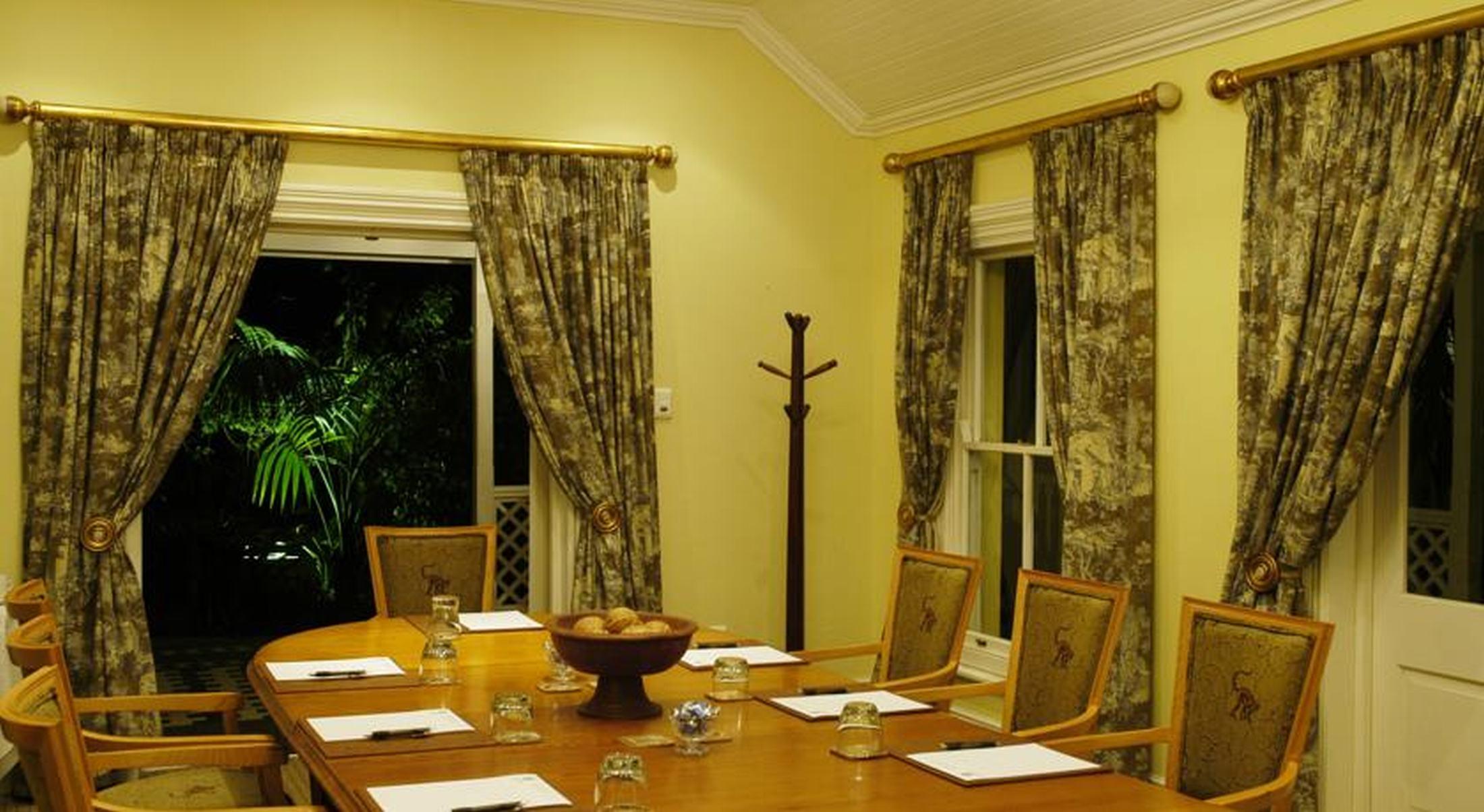 Hacklewood Hill Country House Port Elizabeth Bagian luar foto