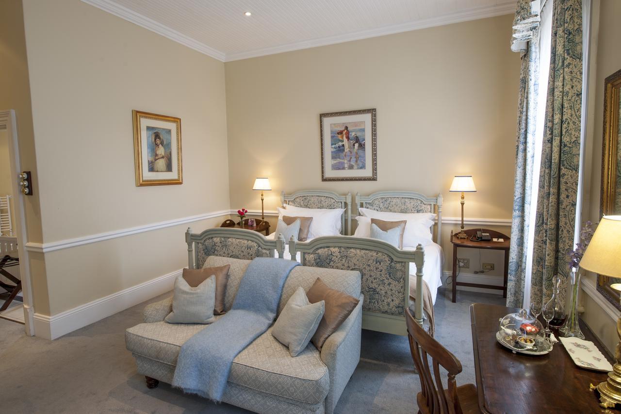 Hacklewood Hill Country House Port Elizabeth Bagian luar foto